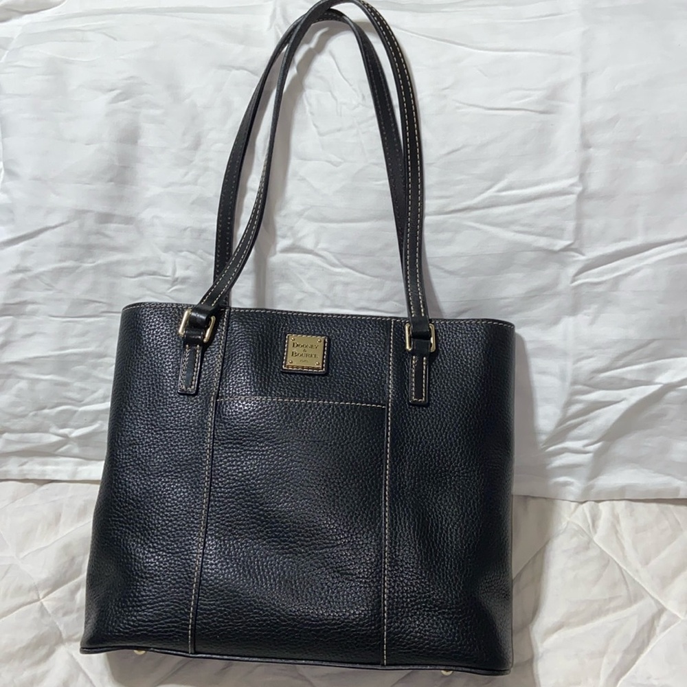 Gorgeous vintage Dooney & Bourke Black Pebbled Leather Lexington Tote - Picture 1 of 16